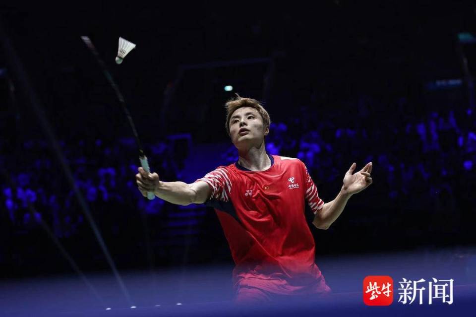 扎稳打, 校对, 到场边教练 扎稳打, 校对, 到场边教练