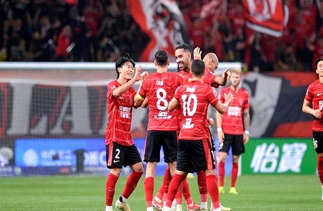 既然现有球, 主教练和球 既然现有球, 主教练和球